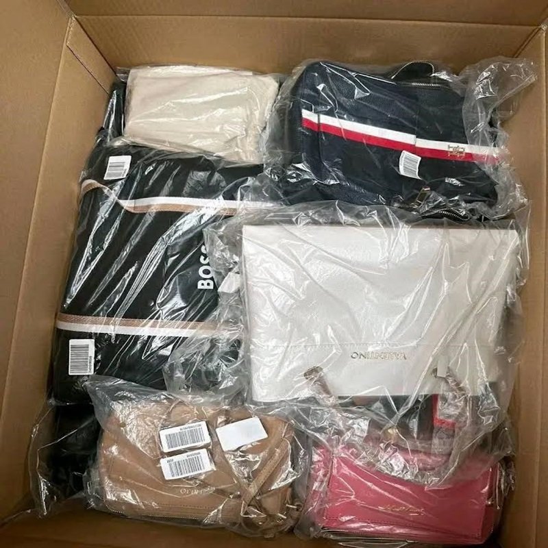 Modische Handtaschen Paletten kaufen ab Zentrallager Deutschland 200_Einheiten