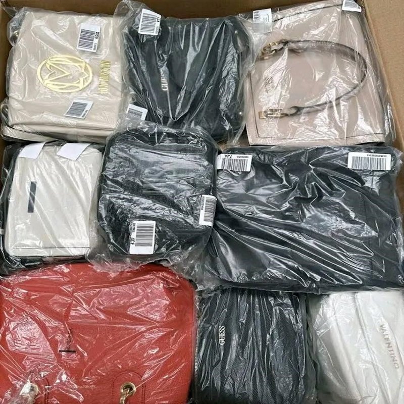 Modische Handtaschen Paletten kaufen ab_Zentrallager Deutschland